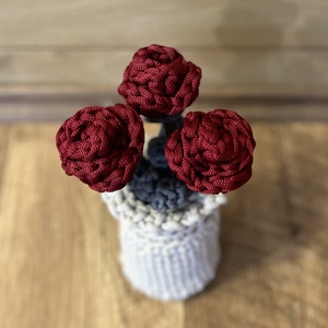 Horgolt rózsák vázával., Otthon & Életmód, Virágdekoráció, Virágdíszek, Asztali virágdísz, Horgolás, MESKA