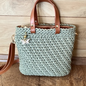Horgolt kézi- és oldaltáska - táska & tok - kézitáska & válltáska - vállon átvethető táska - Meska.hu