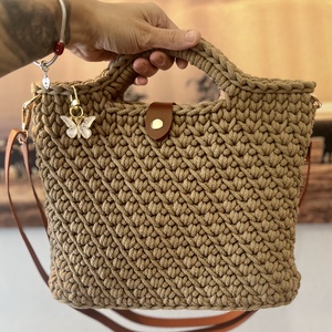 Horgolt kézi- és oldaltáska - táska & tok - kézitáska & válltáska - vállon átvethető táska - Meska.hu