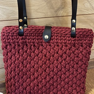 Horgolt válltáska - táska & tok - kézitáska & válltáska - vállon átvethető táska - Meska.hu