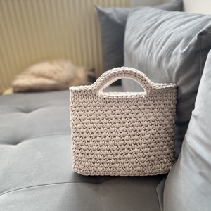 Horgolt kézitáska - táska & tok - kézitáska & válltáska - vállon átvethető táska - Meska.hu