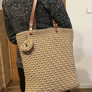 Horgolt pakolós válltáska cipzárral és béléssel - Meska.hu