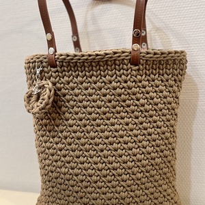 Horgolt pakolós válltáska cipzárral és béléssel - táska & tok - kézitáska & válltáska - válltáska - Meska.hu