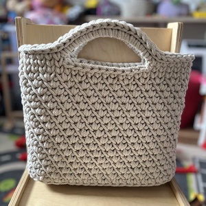 Horgolt kézitáska - táska & tok - kézitáska & válltáska - vállon átvethető táska - Meska.hu