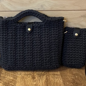 Horgolt kézi- és oldaltáska - táska & tok - kézitáska & válltáska - vállon átvethető táska - Meska.hu