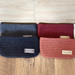 Horgolt �neszesszer, kis cipzáras - táska & tok - neszesszer - Meska.hu