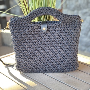 Horgolt kézi- és oldalt�ska - táska & tok - kézitáska & válltáska - vállon átvethető táska - Meska.hu