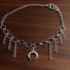 Ezüstszínű, láncos nyaklánc hold medállal � állítható, rozsdamentes acél, kézzel készült, Ékszer, Ékszerszett, Ékszerkészítés, MESKA