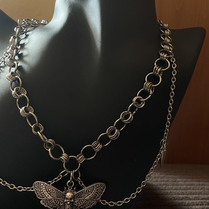 Statement nyaklánc moly medállal � Rozsdamentes acél, állítható, Ékszer, Ékszerszett, Ékszerkészítés, MESKA