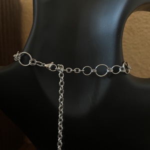 Joker nyaklánc kereszttel � Rozsdamentes acél, állítható (29�38 cm) - ékszer - ékszerszett - Meska.hu