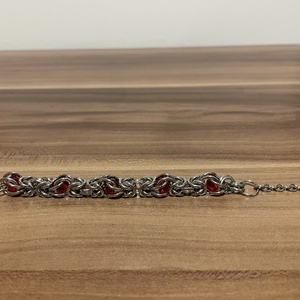 Elegáns Piros Gyöngyös Karika � Állítható, Rozsdamentes Acél Karkötő  - ékszer - karkötő - bogyós karkötő - Meska.hu