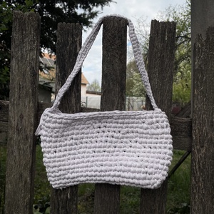 Egyedi, kézzel horgolt fehér táska - táska & tok - kézitáska & válltáska - alkalmi táska - Meska.hu