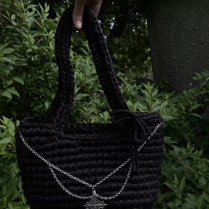  Midnight Chain Bag , Egyedi, kézzel készített fekete horgolt táska - Meska.hu
