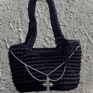  Midnight Chain Bag , Egyedi, kézzel készített fekete horgolt táska - táska & tok - kézitáska & válltáska - alkalmi táska - Meska.hu