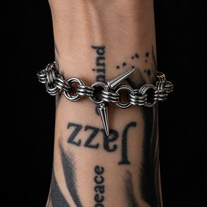 Punk stílusú rozsdamentes acél tüskés lánckarkötő - Meska.hu