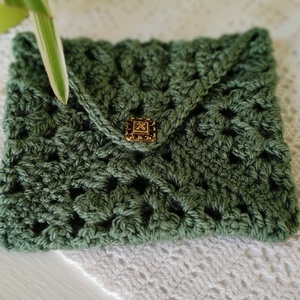 Kicsi zöld bármitartó - táska & tok - pénztárca & más tok - kártyatartó & irattartó - Meska.hu