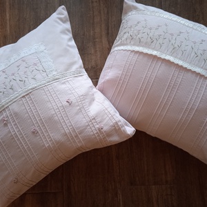 Romantikus rózsaszín díszpárna huzat hímzéssel szettben - otthon & életmód - lakástextil - párna & párnahuzat - díszpárnahuzat - Meska.hu