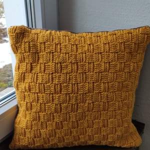 Kézzel horgolt díszpárna huzat mustársárga színben, Otthon & Életmód, Lakástextil, Párna & Párnahuzat, Díszpárnahuzat, Varrás, MESKA