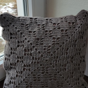 Kézzel horgolt díszpárna huzat barna színben, Otthon & Életmód, Lakástextil, Párna & Párnahuzat, Díszpárnahuzat, Varrás, Horgolás, MESKA