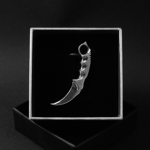 Karambit medál ezüstből - ékszer - nyaklánc - medál - Meska.hu