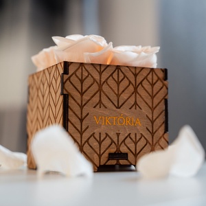 Örök Rózsa, gravírozott fa dobozban, Egyedi Névre szóló ajándék,  - Meska.hu