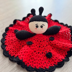 Bogyóka, a kis katicás szundi kendő, Baba - mama, Baba játékok, Szundikendő, alvóka, Horgolás, MESKA