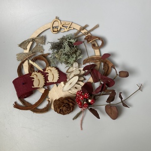 DIY ősz.1 - Díszítsd magad! 55 darabos őszi DIY csomag fakarikára  , Otthon & Életmód, Dekoráció, Ajtó- és ablak dekoráció, Ajtódísz & Kopogtató, Virágkötés, MESKA