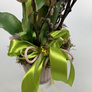 Pinka Tulipánka -  mohaágyon nyugvó, tartós virágdísz kerámia nyuszi figurával, fürjtojásokkal (S-09) - otthon & életmód - dekoráció - virágdísz és tartó - csokor & virágdísz - Meska.hu