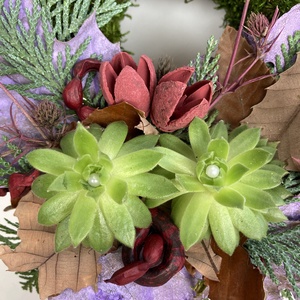 Elengedés - 3 kövirózsás, növényi részekkel gazdagon díszített mohakoszorú (KK-19) - otthon & életmód - vallás - temetkezési tárgy - sírkoszorú, kegyeleti koszorú - Meska.hu