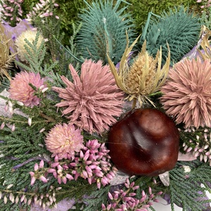 Egészség - Változatos növényi anyaggal gazdagon díszített mohakoszorú (KK-34) - otthon & életmód - vallás - temetkezési tárgy - sírkoszorú, kegyeleti koszorú - Meska.hu