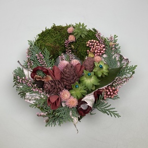 Empátia - 4 kövirózsás, növényi részekkel gazdagon díszített mohakoszorú (KK-38) - Meska.hu