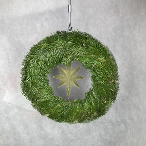 44 cm átmérőjű alapra készült,  zöld  flokkolt csillagos, Nordmann fenyős, tovább is díszíthető koszorú (NK-16) - karácsony - karácsonyi kültéri dekoráció - Meska.hu
