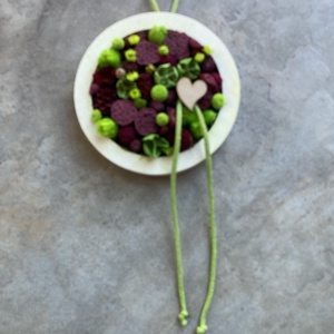 Egyedi színvilágú Lógótálca Midi Kollekció - Zöld-bordó színvilágú, tartós falikép  , Otthon & Életmód, Dekoráció, Virágdísz és tartó, Csokor & Virágdísz, Virágkötés, MESKA