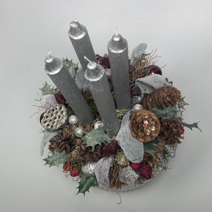 Elegáns, ezüst csíkos mázas kerámiatálas, ezüstgyertyás, adventi asztaldísz termésekkel gazdagon díszítve (AW1) - karácsony - adventi díszek - adventi asztaldísz - Meska.hu