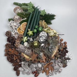188 darabos, faszelet alapra tervezett DIY adventi koszorú szett fenyőzöld szálgyertyákkal (X-10), DIY (Csináld magad), Egységcsomag, Virágkötés, MESKA