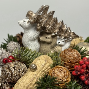 Állatok karácsonya mese alapján fenyőfát szállító autós karácsonyi bögrére épült adventi dísz  (XM-54) - karácsony - adventi díszek - adventi asztaldísz - Meska.hu