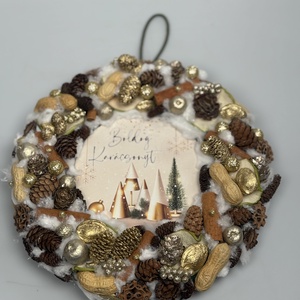 Fénylő ünnep - csillogós termésekkel gazdagon díszített karácsonyi terméskopogtató (XW-05) - Meska.hu