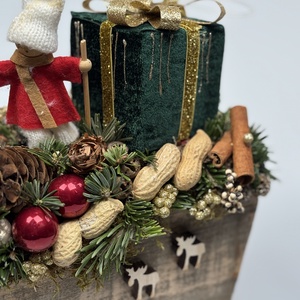 Ajándék fogat -  fémtalpas faszán ünnepi asztaldísz termésekkel és kellékekkel gazdagon díszítve - karácsony - adventi díszek - adventi asztaldísz - Meska.hu