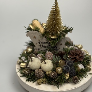 Karácsonyi cuccokkal tömött szán fatálo - ünnepi asztaldísz termésekkel és kellékekkel gazdagon díszítve  - karácsony - adventi díszek - adventi asztaldísz - Meska.hu