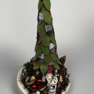 Piros, deres almás, textilfenyős, körhintás ünnepli asztaldísz fatálon, termésekkel és kellékekkel gazdagon díszítve  - Meska.hu