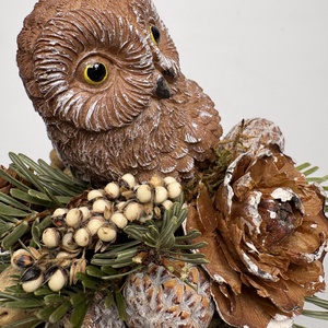 2 újévi fogadalom egy csapásra egy cédrusrózsa mellett balra pihenő barna baglyos téli asztaldísz segítségével - otthon & életmód - dekoráció - virágdísz és tartó - csokor & virágdísz - Meska.hu