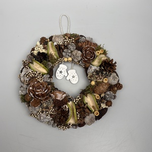 Kesztyűs kézzel - síkalapos terméskopogtató egy pár bájos fehér, himbálózó fakesztyűvel  - Meska.hu