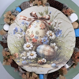 Tojáslesen - a Lógótálca Maxi Kollekció kopogtató kínálatából kert mélyén lapuló tojásokkal és gyöngy-szalaguszállyal   - otthon & életmód - virágdekoráció - virágdíszek - dekor koszorúk, kopogtatók - Meska.hu