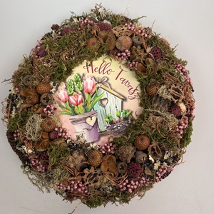 Tavaszüdvözlet - Tartós terméskopogtató mohakoszorún, Otthon & Életmód, Dekoráció, Ajtó- és ablak dekoráció, Ajtódísz & Kopogtató, Virágkötés, MESKA