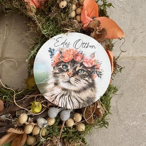 Cicám világa - természetes színvilágú, tulipános síkalapos ajtódísz,  színben harmonizáló, cicát ábrázoló fatáblával - otthon & életmód - dekoráció - ajtó- és ablak dekoráció - ajtódísz & kopogtató - Meska.hu