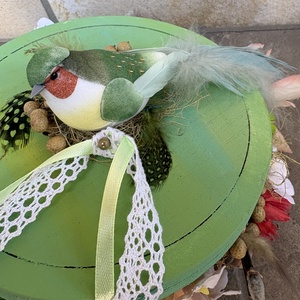 Zöldes-kékes, csodálatos hosszú farktollú madárkás, tartós tavaszi asztaldísz a virágszendvics kollekcióból (P-26)  - ünnepi díszek, dekorációk - húsvéti díszek és dekorációk - húsvéti asztaldíszek - Meska.hu