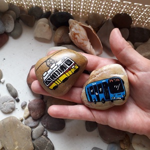 kézzel festett járművek kavicson - művészet - festmény - akril - Meska.hu