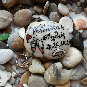 Esküvői kézzel festett kavics - Meska.hu