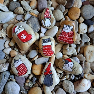 Kézzel festett karácsonyi cicás kavicsok - Meska.hu