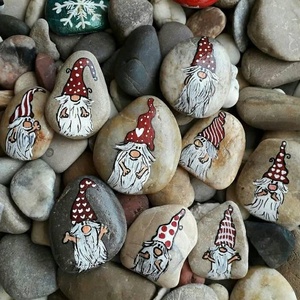 Kézzel festett karácsonyi manók - Meska.hu